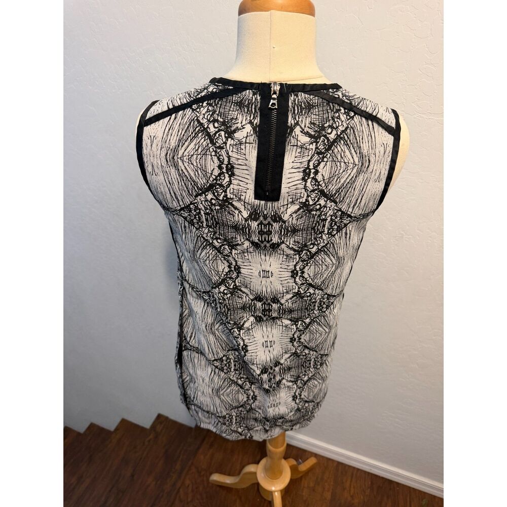 J Brand Black & White Abstract Sketch Print Sleeveless Top – Size M